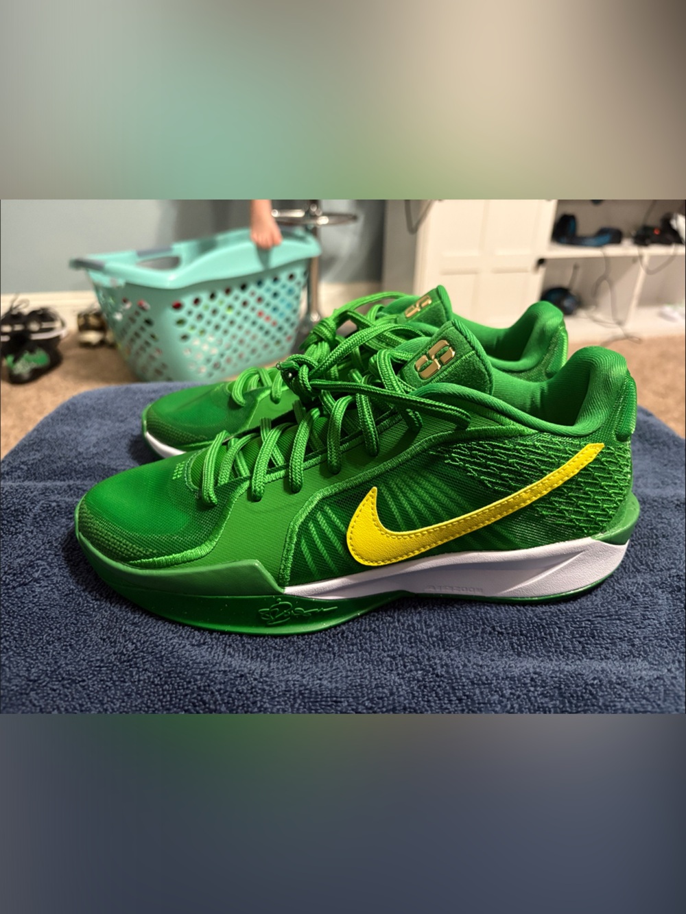 Nike Wmns Sabrina 2 'Oregon'  Brand New No box